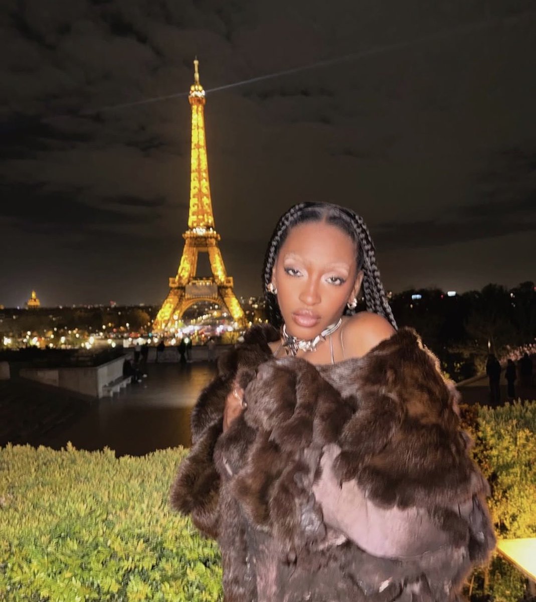 ebonyfiles_'s tweet photo. the beauty ??? i can’t stay calm https://t.co/93HB06Q56Y
