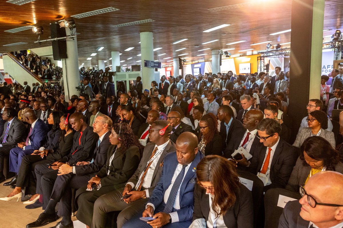 csspevk's tweet photo. Africa Forward Summit 2026

🇰🇪 À Nairobi, Le Coordonnateur Principal, Thierry Katembwe a présenté Kinshasa Kia Mona comme modèle de ville productive devant Macron, Ruto, Dangote.  

🔗 À lire ici : https://t.co/dDRdX55sy8…

#KinshasaKiaMona #AfricaForward2026 #RDC #Nairobi https://t.co/nRQtiu66xw