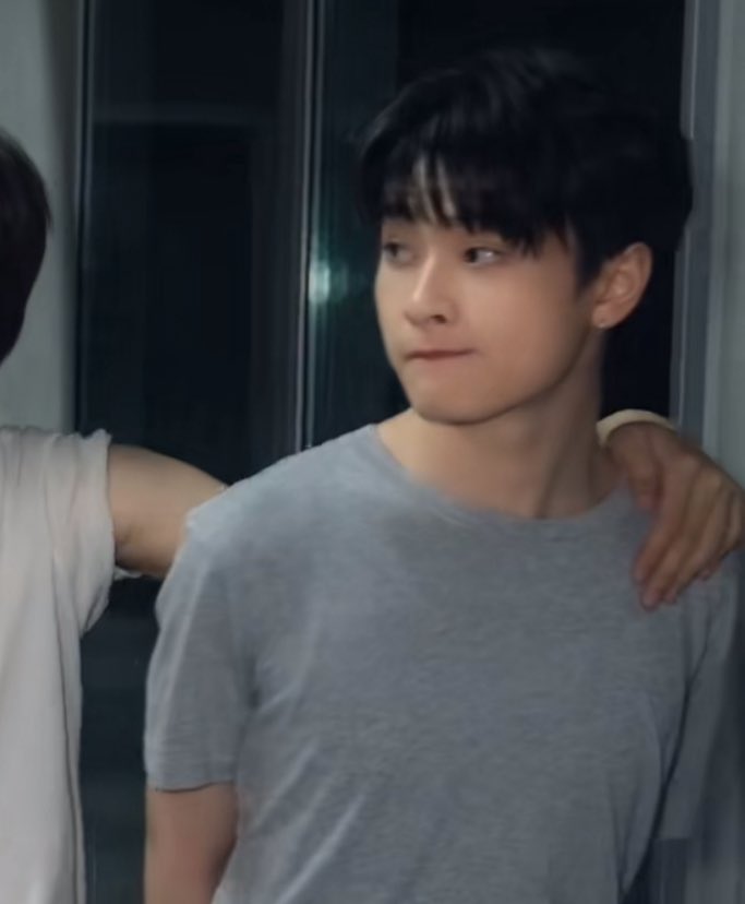 •พัพพวยร์ •✿ tweet media