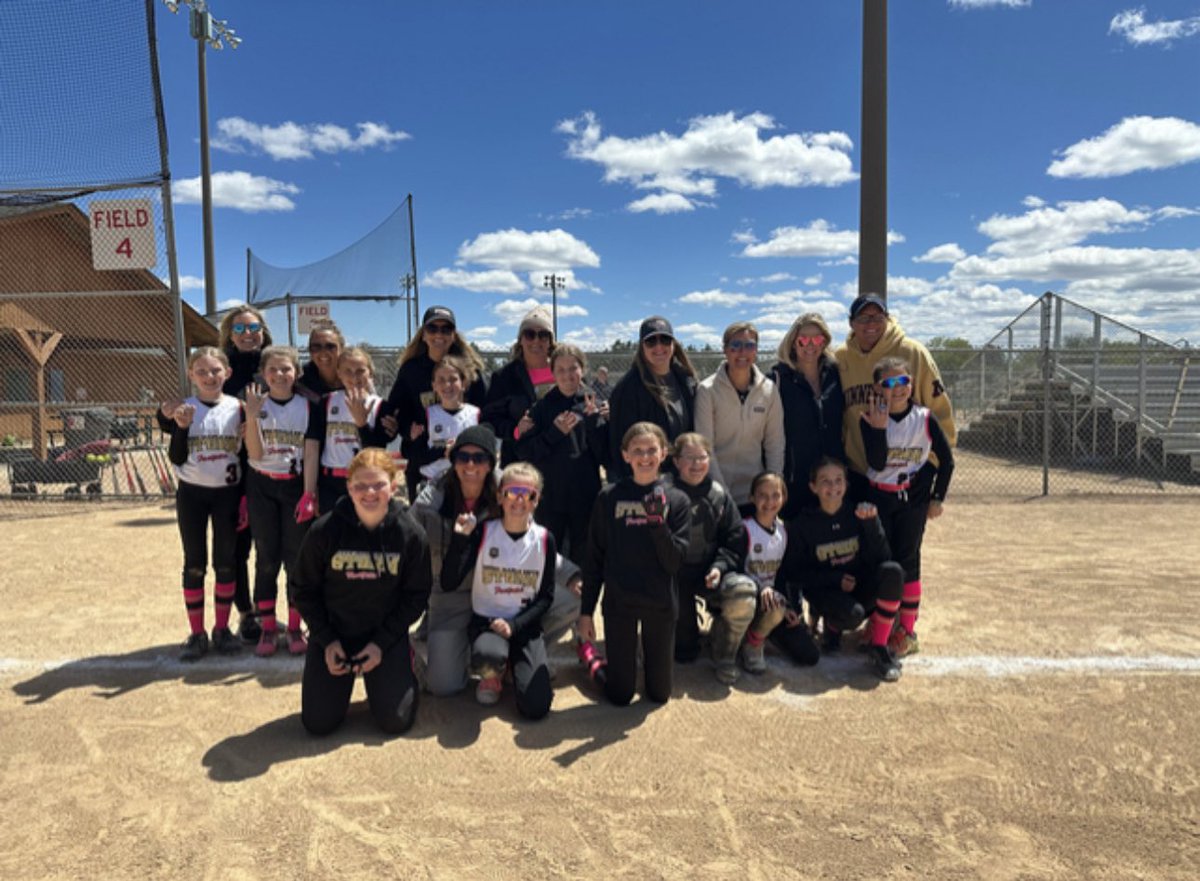 omgaa's tweet photo. Storm 10UB Black celebrated Mother's Day by finishing 2nd and qualifying for Nationals in the Silver Bracket of the Swing into Spring Tournament in Elk River. Great job girls!! https://t.co/nMqDg2AfKt