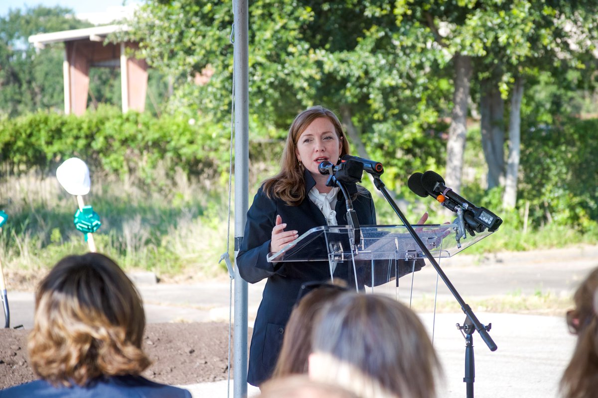Rep. Lizzie Fletcher tweet media