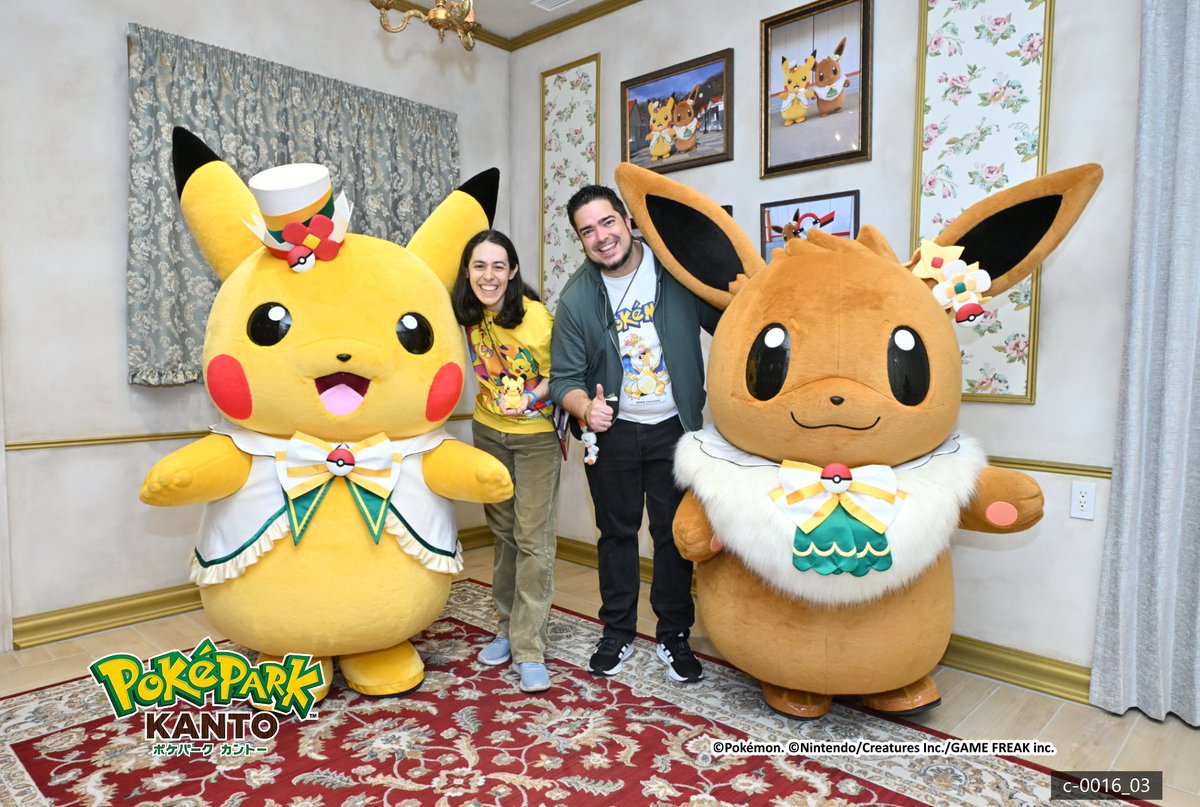 Klamus's tweet photo. Tuvimos sesión de fotos con Pikachu &amp; Eevee #pokeparkkanto #Pokémon https://t.co/b4cYWg3gah