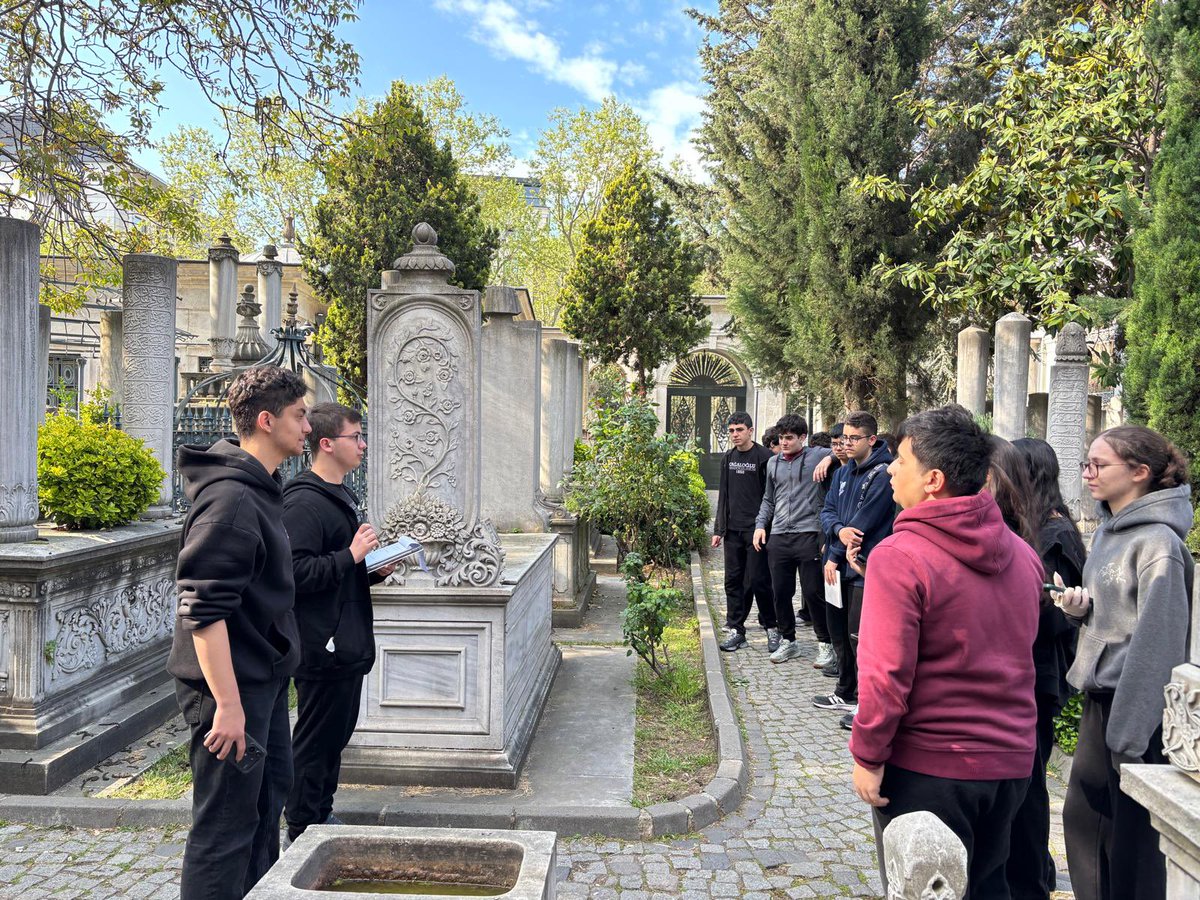 Cağaloğlu Anadolu Lisesi tweet media