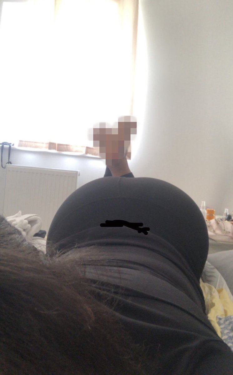 spoiledbratal's tweet photo. Dm om mij prachtige voeten te uncensoren witte losers💗

#findom #findomnl #tikkieslaaf https://t.co/QpCvI1tHE5