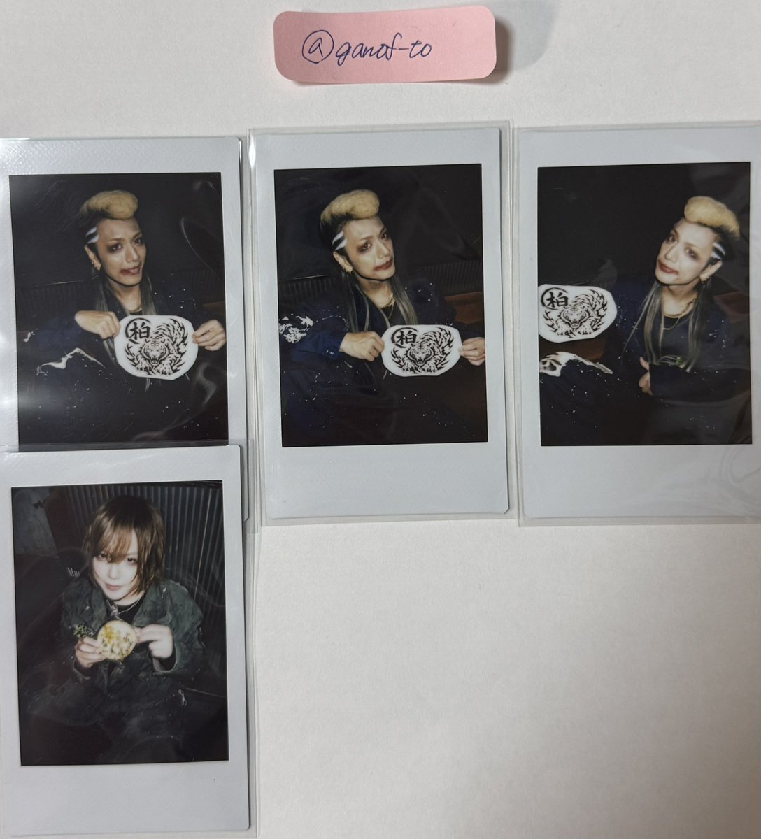 ganof_to's tweet photo. 【交換】甘い暴力 チェキ 5/12 柏

譲:義さん 文さん
求:義さん 
・当日 別写り
・虎伏戦吼 他公演
・2026 束の世界

郵送希望です。
お気軽にお声がけください。 https://t.co/A6DvvFHqTx