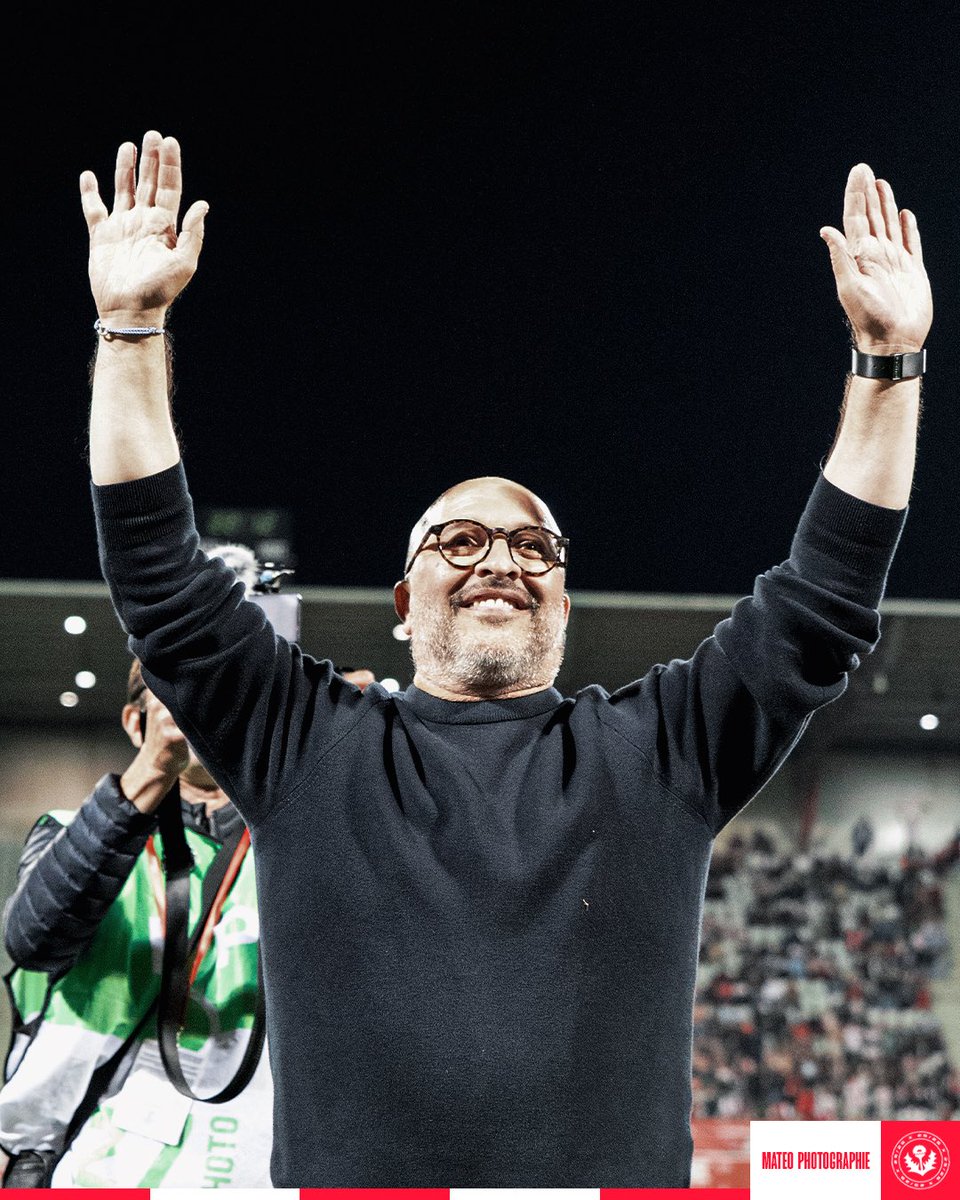 asnlfans's tweet photo. 🔝 645 matchs sur le banc de l’AS Nancy Lorraine, 3 passages en tant qu’entraîneur avec à chaque fois, des trophées remportés. Pablo Correa a marqué l’histoire du club et restera à jamais une véritable légende de l’ASNL. 

🏆 Ligue 2 (2004/2005)
🏆 Coupe de la Ligue (2005/2006)
🏆 Ligue 2 (2015/2016)
🏆 National 1 (2024/2025)

𝗠𝗲𝗿𝗰𝗶 𝗣𝗮𝗯𝗹𝗼 ! ❤️🤍