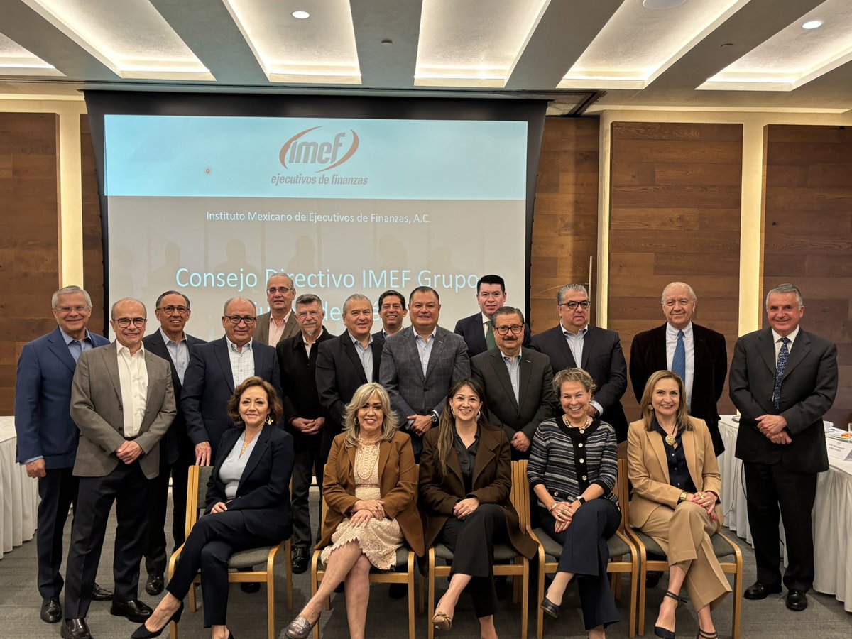 IMEF_CDMX's tweet photo. Consejo Directivo 🔍

Trabajo constante, metas claras y resultados que transforman. Así trabaja el equipo de #imefcdmx 

¡No paramos! 🤓 https://t.co/isRE4cZHKd