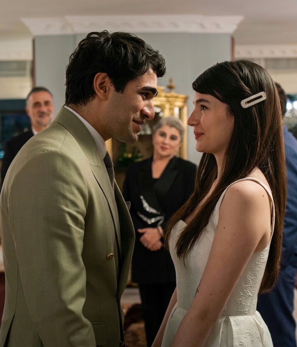 tasneema_95's tweet photo. Mr. &amp; Mrs. Yılmaz 🤍
#YusDil • #Delikanlı https://t.co/u5Iqsggyad