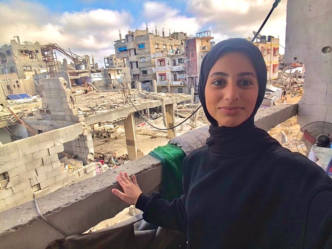 artist Sara in Gaza 🎨📍 tweet media