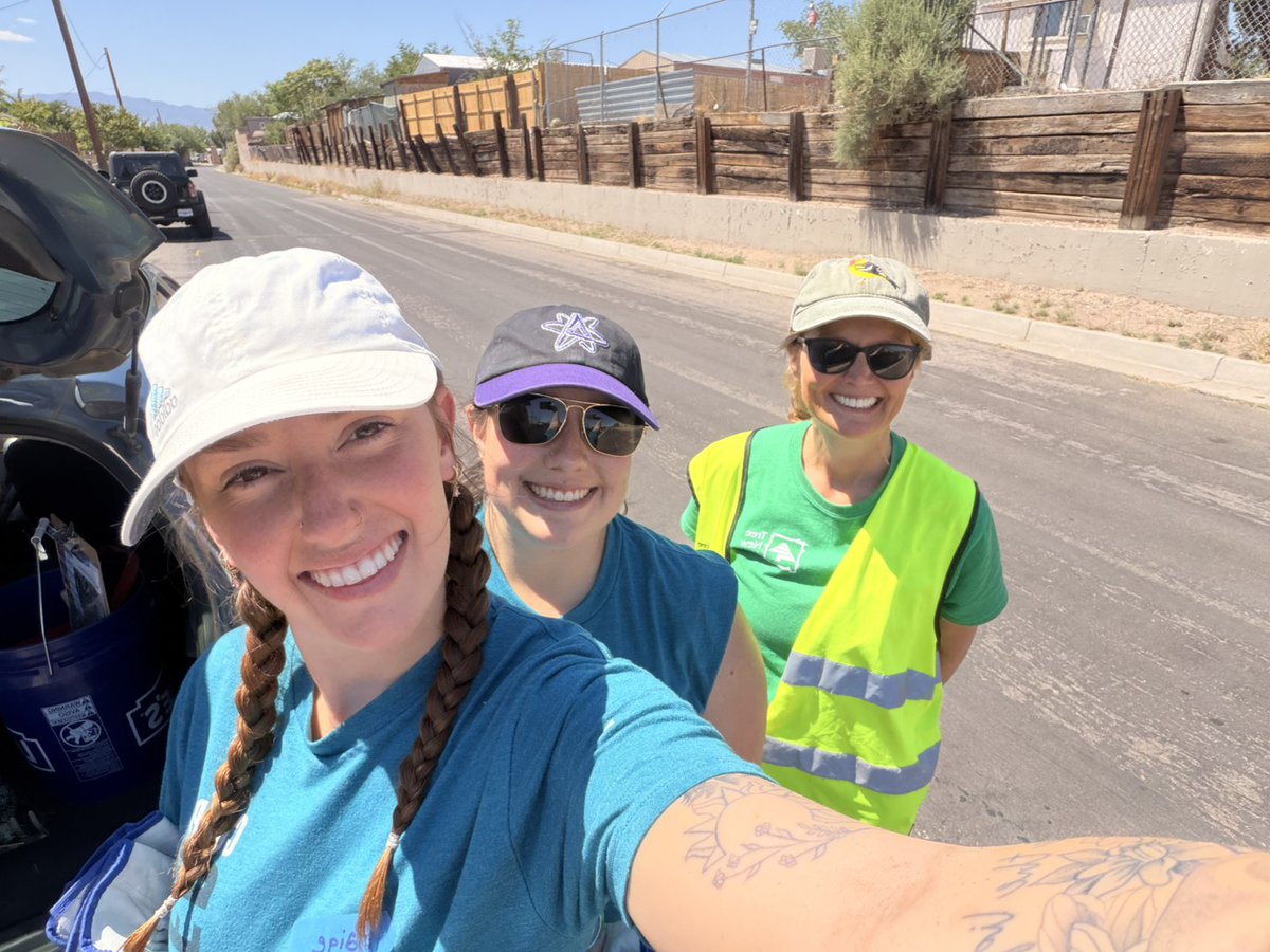 SandiaArea's tweet photo. Big thanks to our incredible team who spent their Saturday morning planting trees in local neighborhoods alongside Tree New Mexico!

Learn more about our commitment to caring for our community and the people we share it with at https://t.co/ehg1PHUcqg https://t.co/ouc8UfnPuK