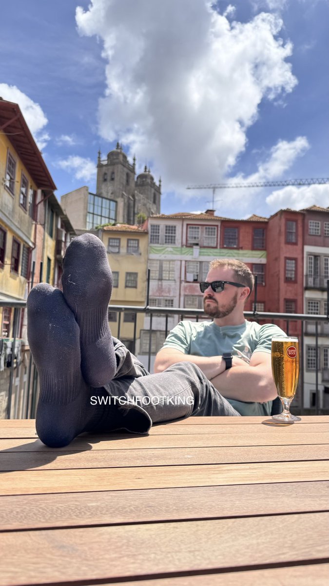Switch Foot King tweet media