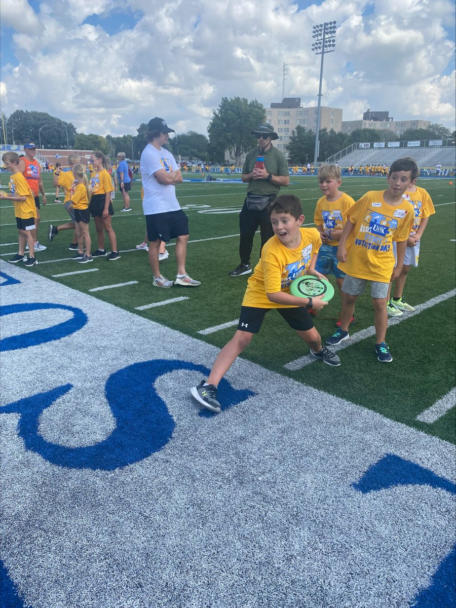 waterforfood's tweet photo. For more than 20 years, Nebraska Kids Fitness and Nutrition Day has helped students learn about healthy eating and physical activity, often with limited resources.

At a workshop hosted by DWFI’s Water, Climate and Health Program, which brought together leaders across agriculture, water, nutrition and health, a single conversation helped secure five years of funding to expand the program’s reach to thousands of Nebraska students.

It’s a powerful example of how bringing the right people together can turn ideas into action, and deliver lasting benefits for communities.

🔗 Read more: https://t.co/4U7742kIuK