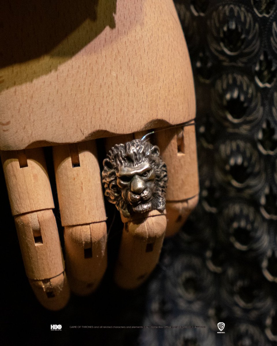 Game of Thrones Studio Tour tweet media