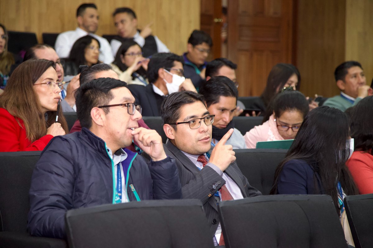 BitGo's tweet photo. The BitGo LATAM team recently presented at the Jornada de Activos Digitales (Digital Assets Summit) in Bolivia 🇧🇴, sharing best practices on digital asset ecosystems, tokenization, and market standards with local regulators. https://t.co/M0gnpaxSXv
