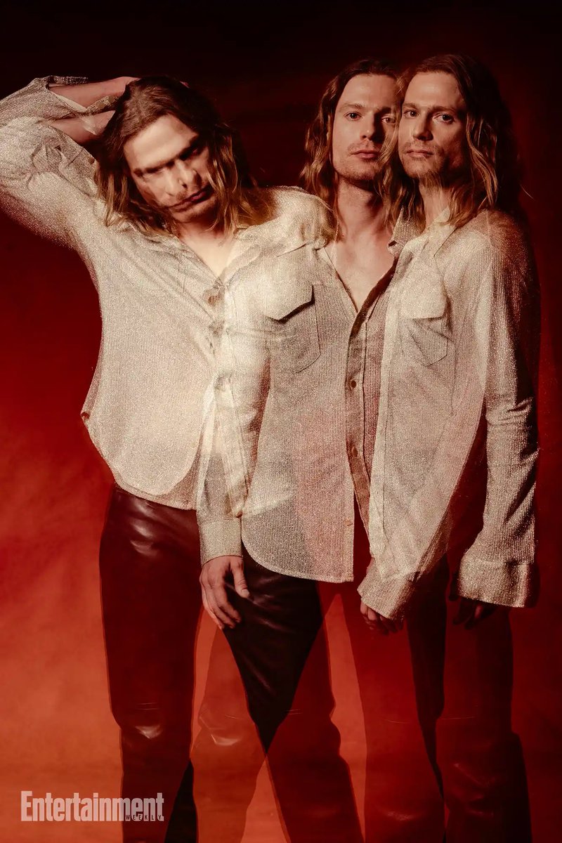 iwtvupdates's tweet photo. Sam Reid looks breathtaking in new portraits for Entertainment Weekly! Photographed by Taiye Godbody. https://t.co/DTaDwoUedt
