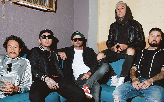 SCNFDM: Hollywood Undead tweet media