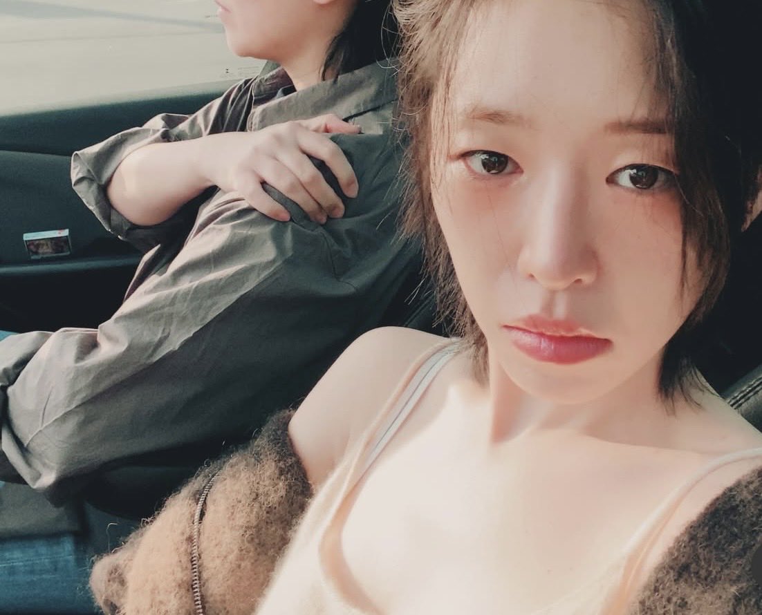 On__920's tweet photo. 아이뻐 손가인 인스타 감사합니다 https://t.co/ARXI5AJPvf