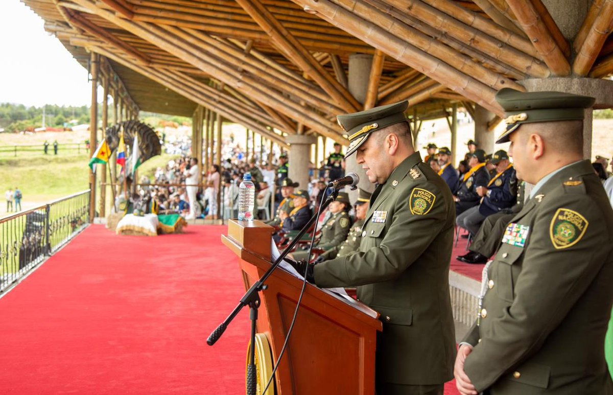 Policía de Colombia tweet media