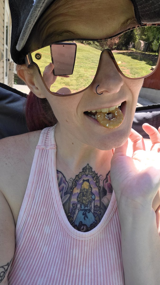 PintSizedMomma tweet media