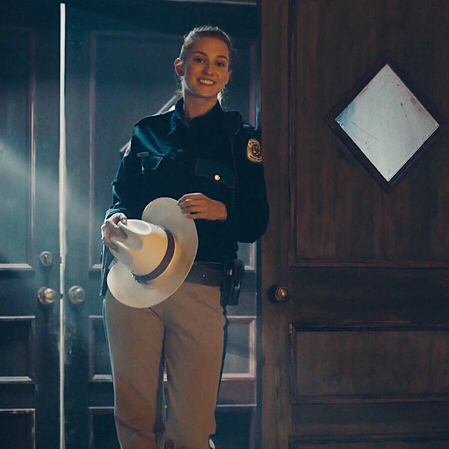 Joanna_Ori's tweet photo. @popcomes #NicoleHaught #WynonnaEarp https://t.co/wxwrKcl2xl