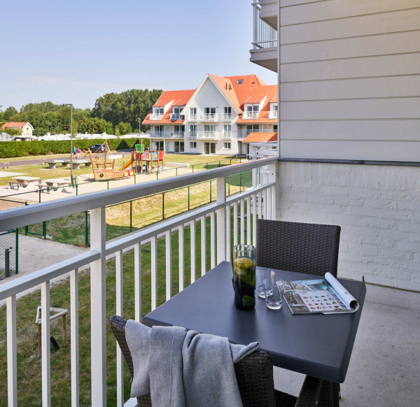dezeekust's tweet photo. De Belgische Kust is een heerlijke bestemming voor een korte vakantie of weekendje weg. De mooie stranden en gezellige boulevards...  
Boek een huisje aan de Belgische Kust 
👇
https://t.co/LAGAd1s0nH 

#dezeekust #promotie https://t.co/5oJ3BBq5Po