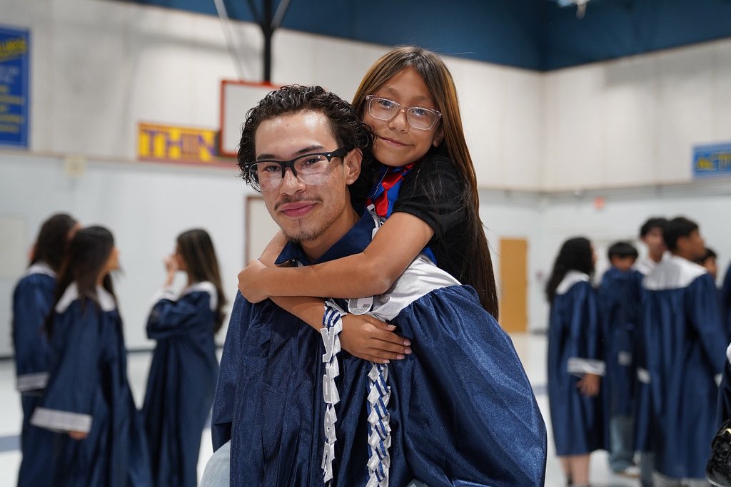 Clint ISD tweet media
