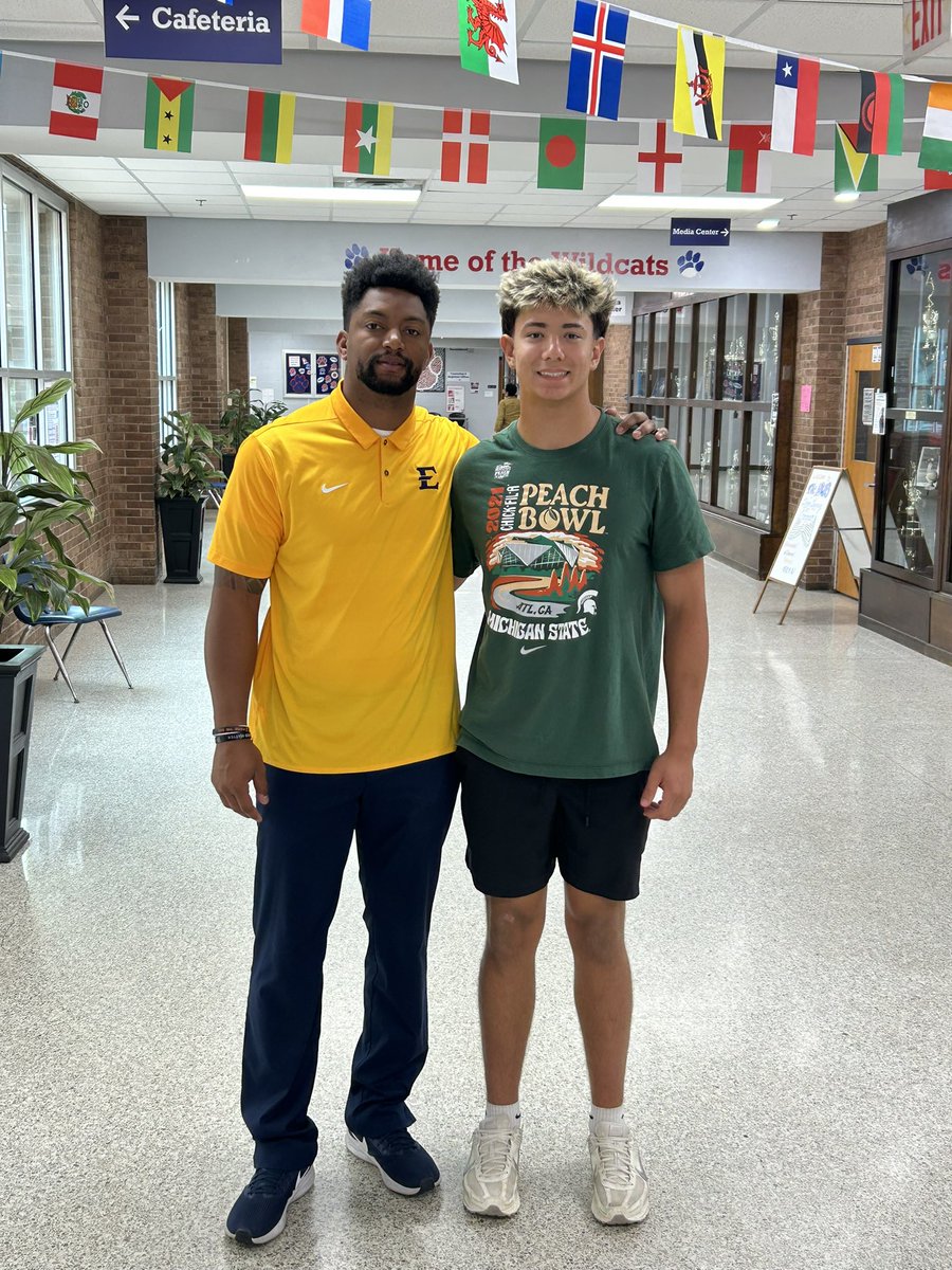 VincentElBader's tweet photo. Thank you @ShaedonMeadors from @ETSUFootball for coming out and getting to know me. Looking forward to camps! @CoachSchmitzDHS @DunHSFootball @RecruitGeorgia @DekalbRecruits https://t.co/6e7APCAJtm