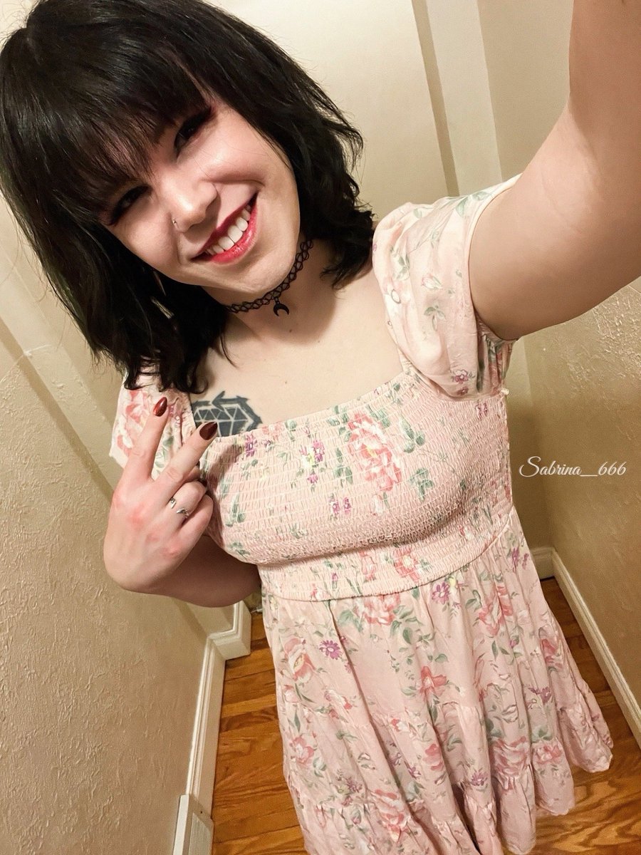🎀 𝒮𝒶𝒷𝓇𝒾𝓃𝒶 🎀 tweet media