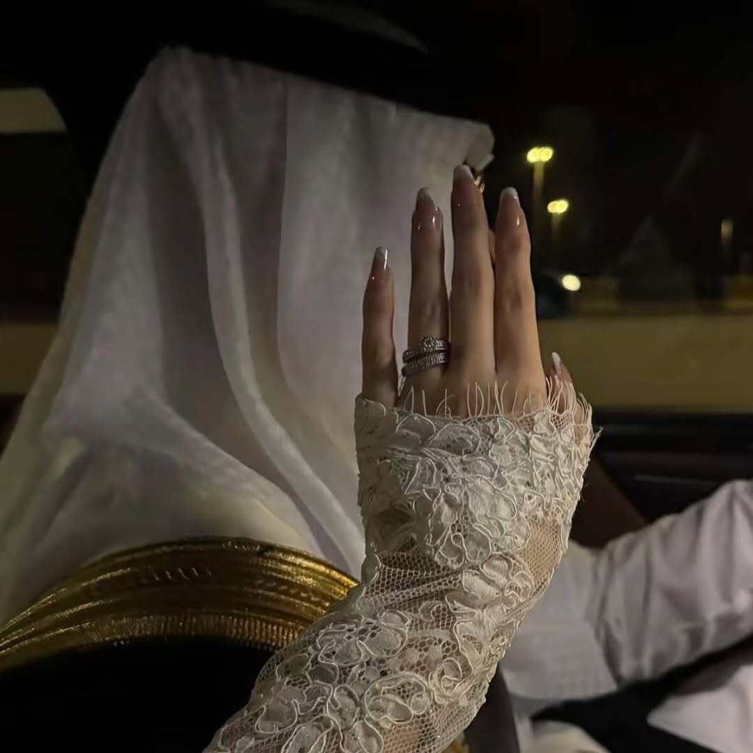1n090's tweet photo. الحُب وعد و الوَعد دَين ، والدين لا يَسدّه إلّا الرجال ❣️ https://t.co/K2InfPbCup