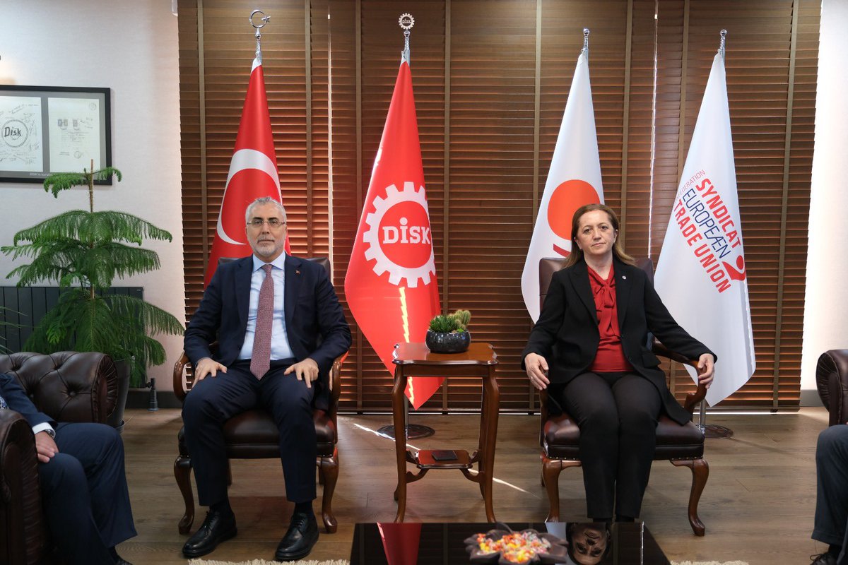 DİSK tweet media