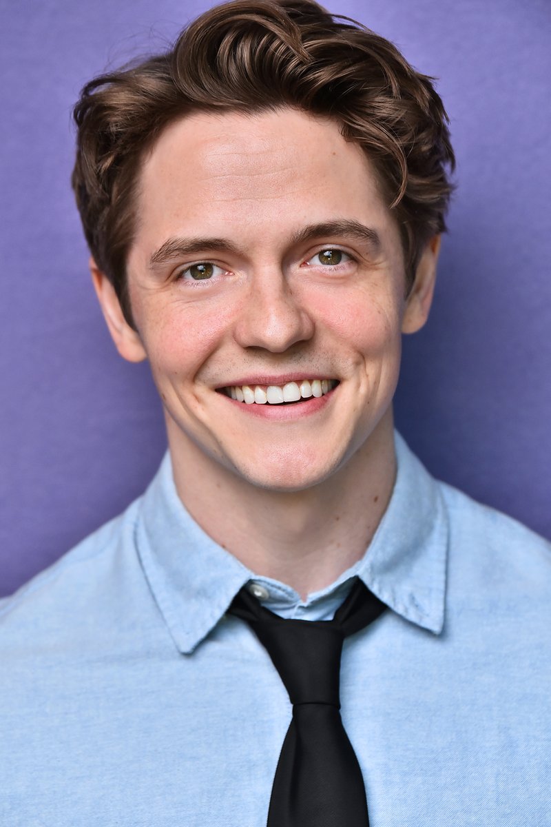 Headshots by Marc tweet media