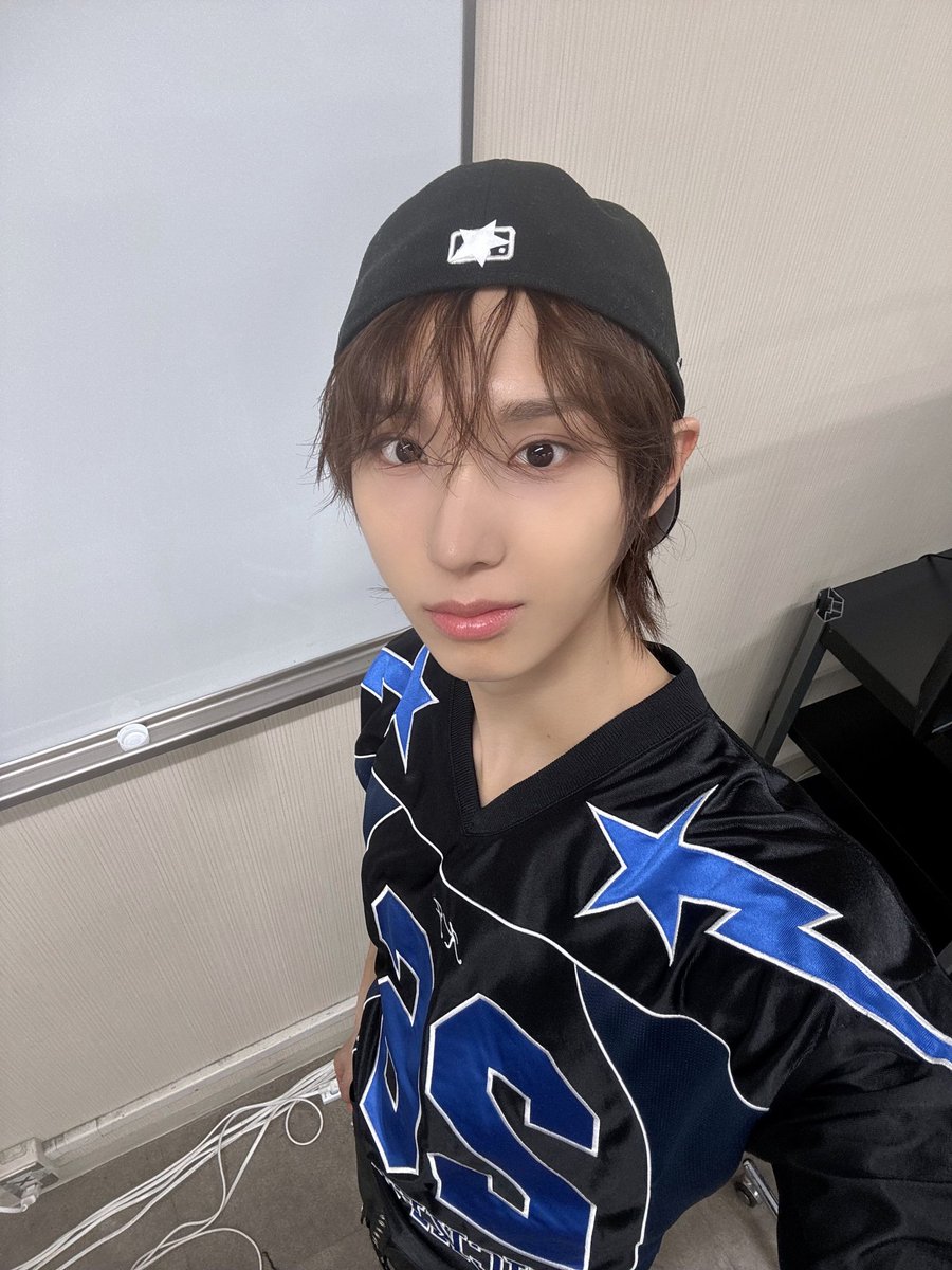 표낑 tweet media