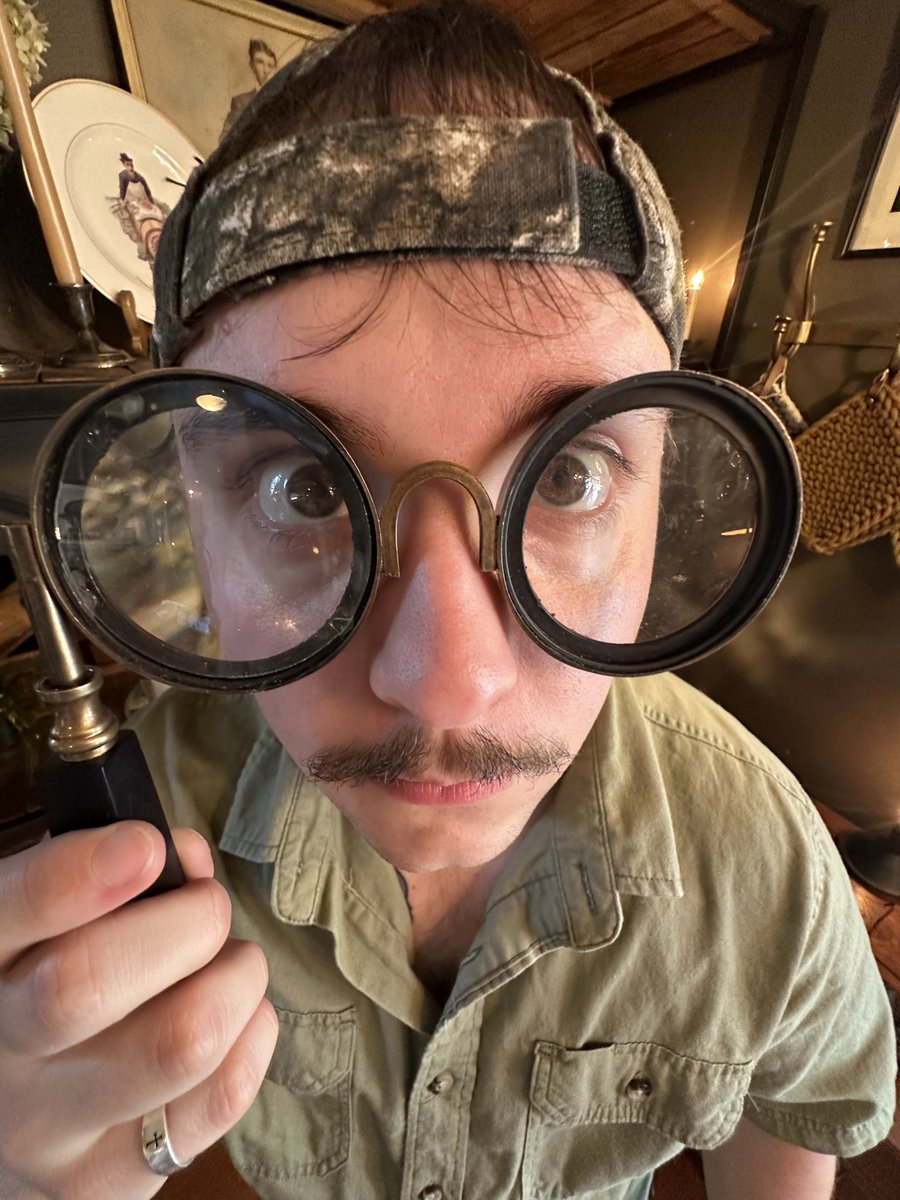 Sam tweet media