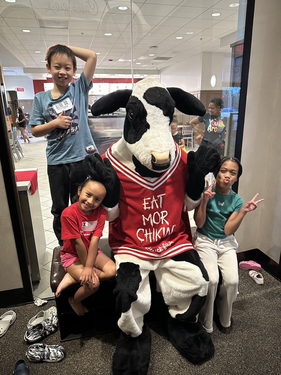 Chick-fil-A Sienna Crossing tweet media
