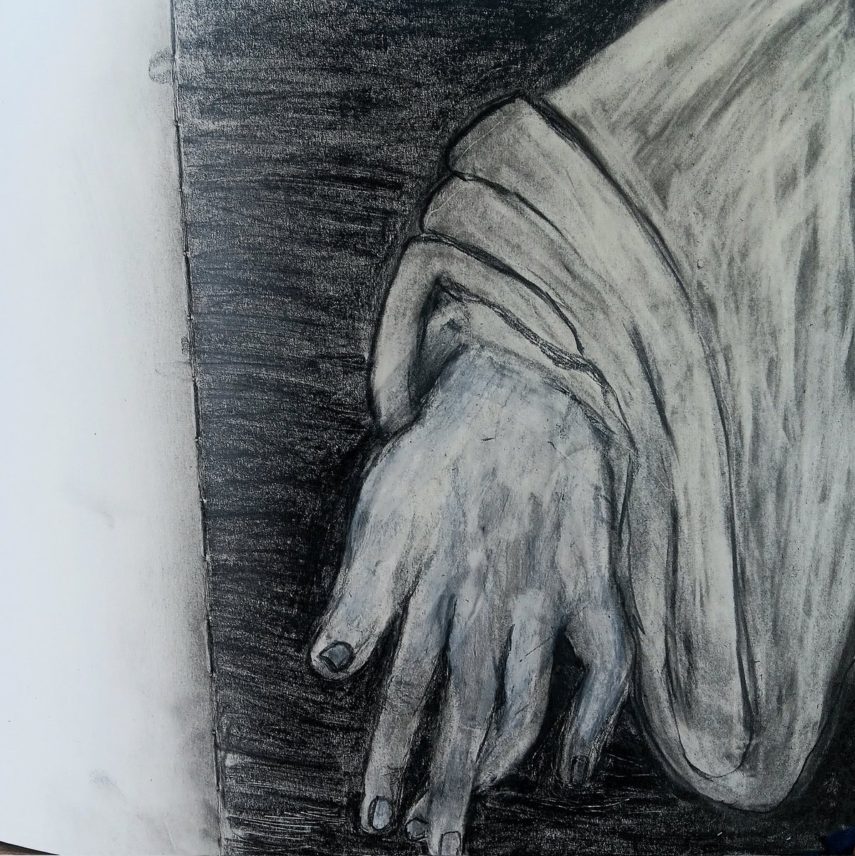 Elizabeth DiRosa Yureklier Artist tweet media