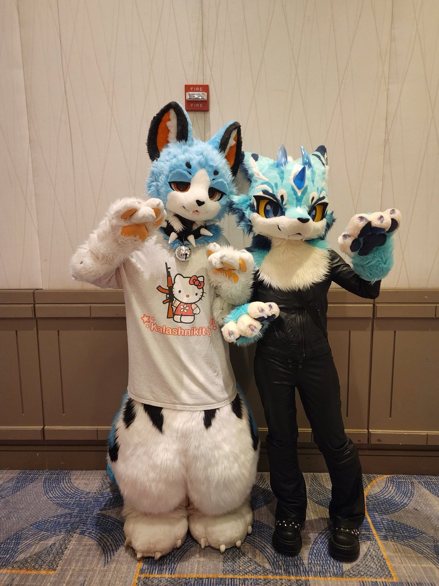 KLAHAklaw's tweet photo. kemono friends! 
#kemonofursuit #fwa2026 https://t.co/ejnsp1uBjs