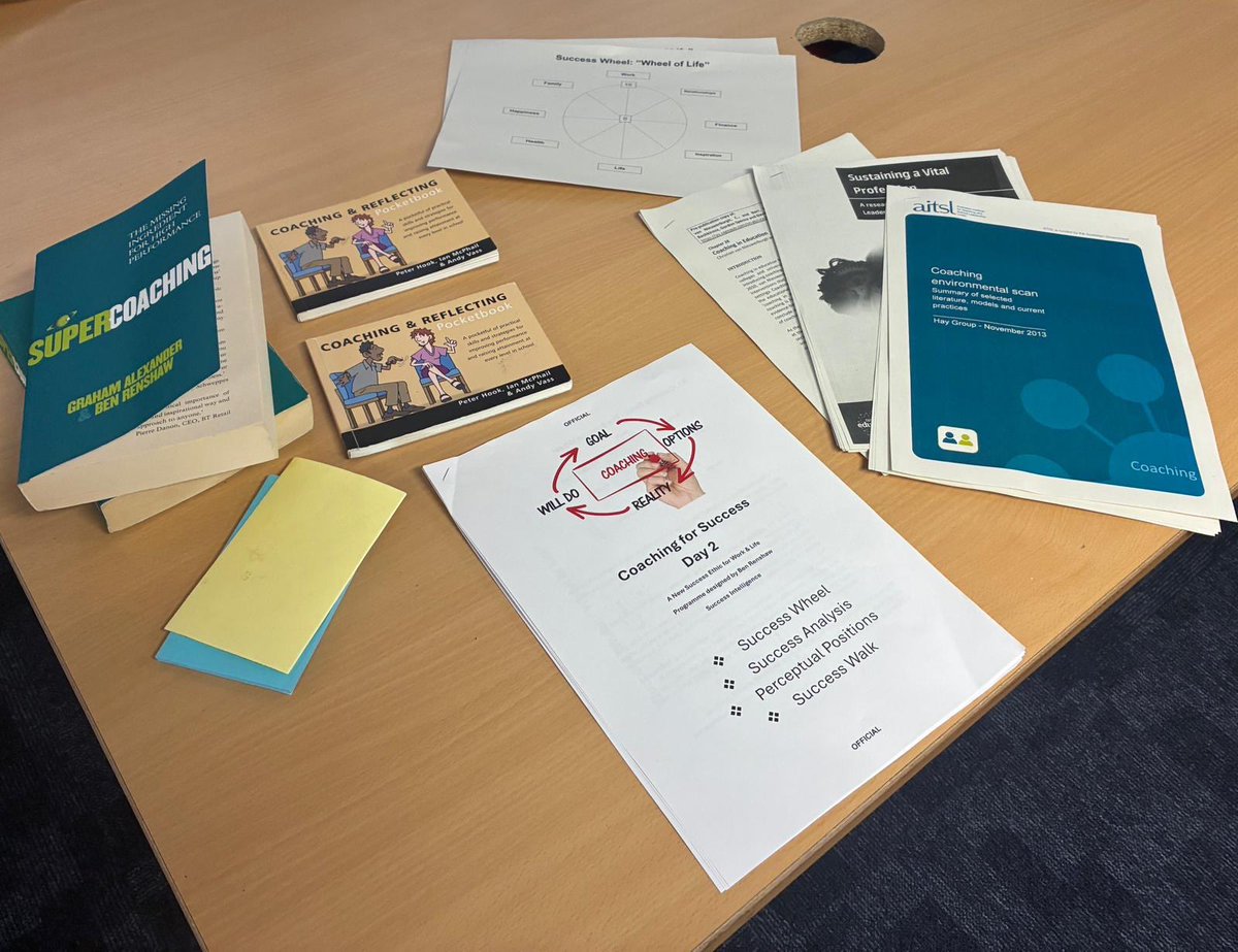 minniemilto's tweet photo. A fantastic day @St_PaulsRCHS for Coaching for Success day 2. Success Wheel, Success Analysis, Success Walk, Perceptual Positions and Feedback.  A fantastic group and brilliant engagement. https://t.co/nwyetExMg0