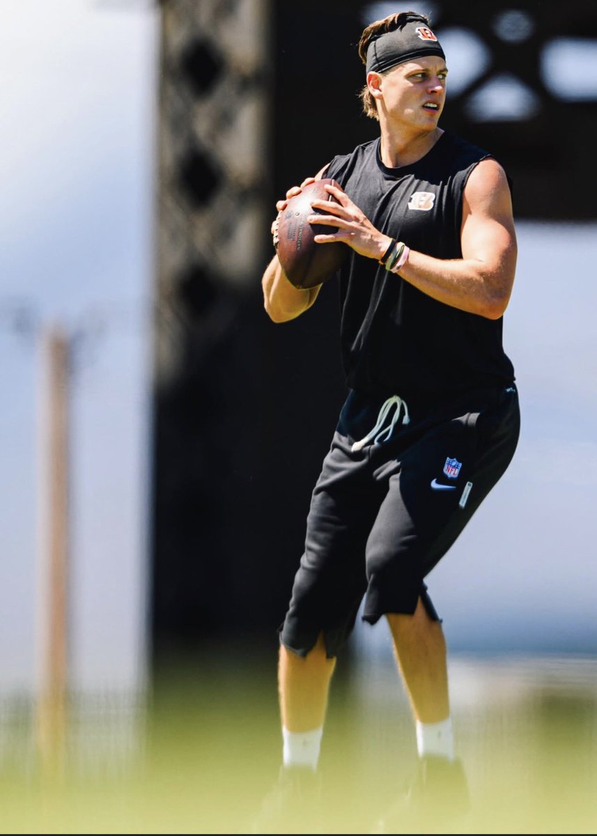 Joe Burrow Updates tweet media