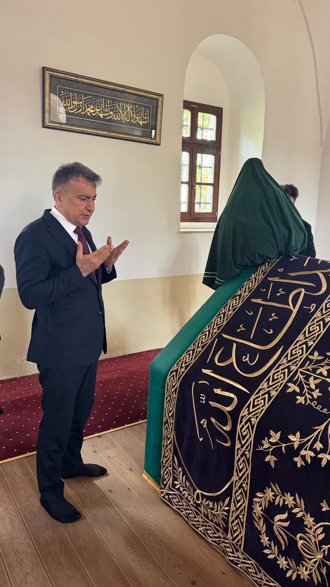 Azmi Karamahmutoğlu tweet media