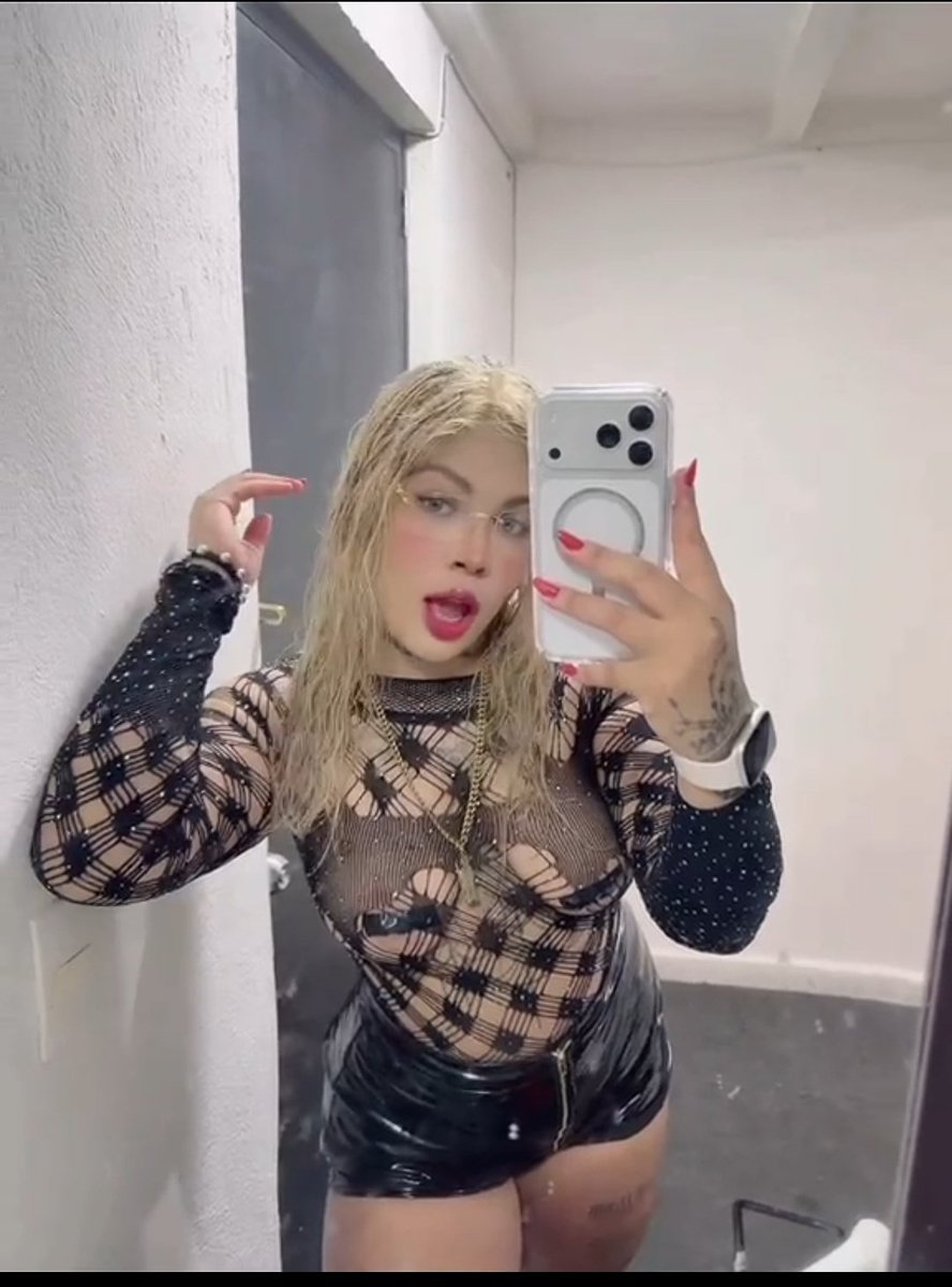 Cloe Vennez r tweet media
