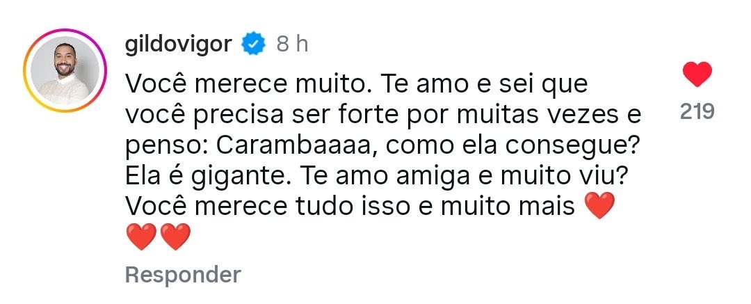 Haaaysb's tweet photo. O que eu mais admiro no Gil é que ele NÃO LARGA a mão da Sarah por NADA e nem NINGUÉM. https://t.co/Pq4Cjc20gR