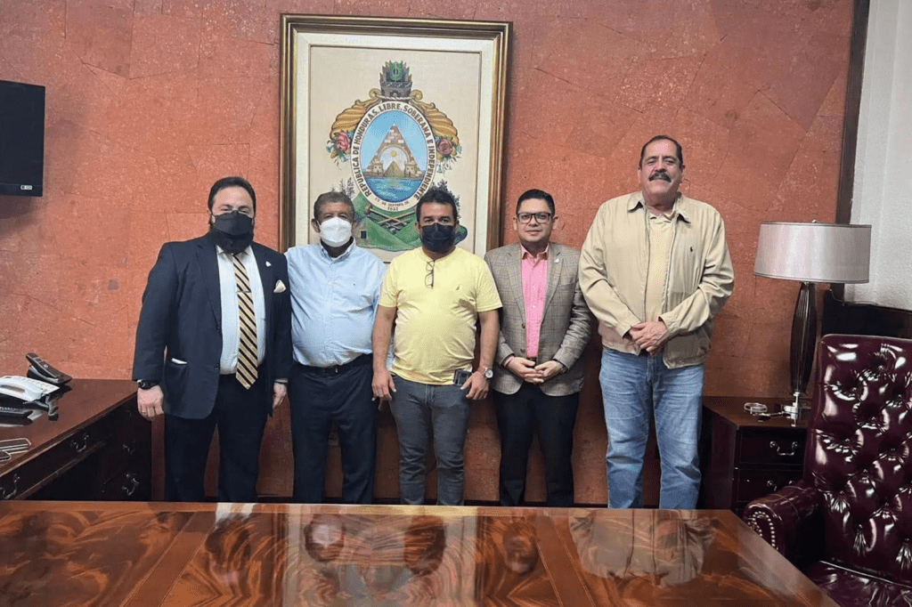 Oscar Estrada tweet media