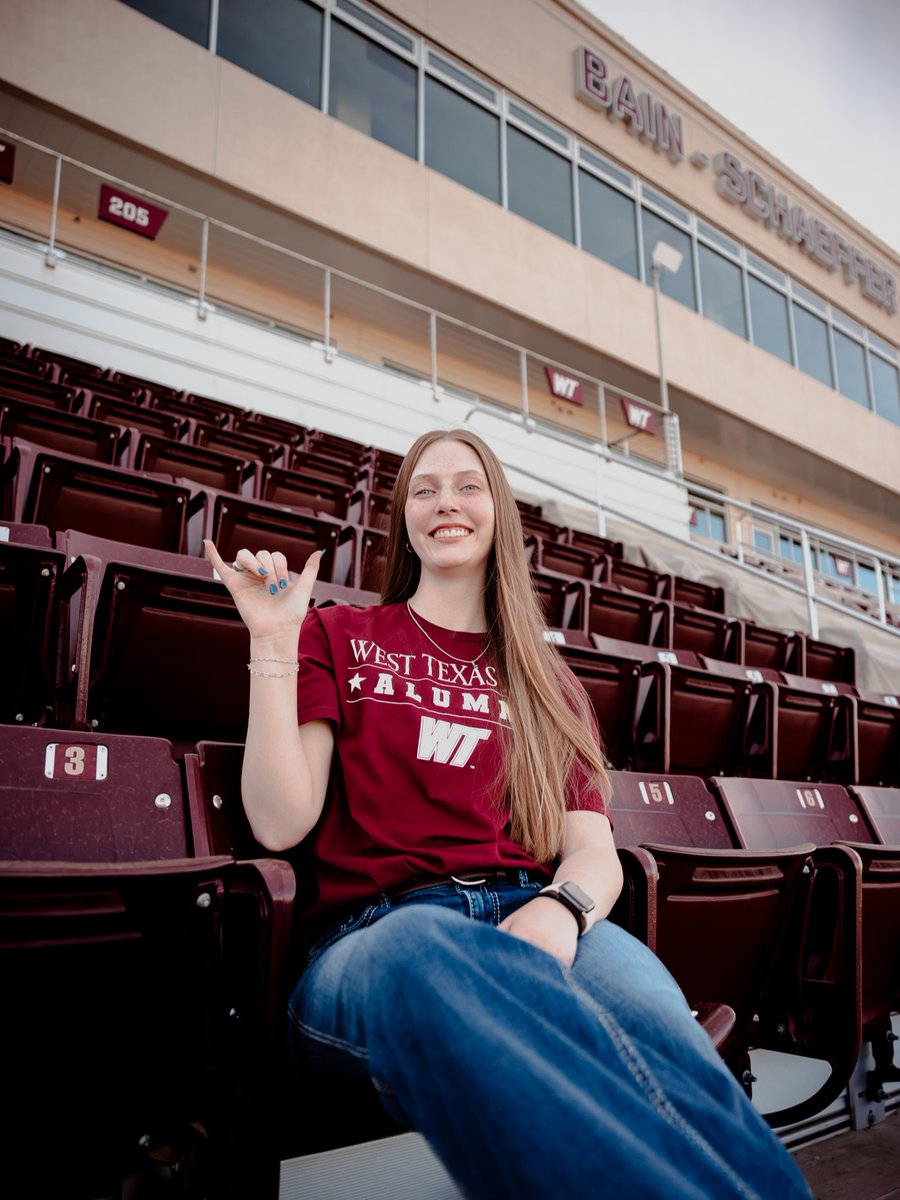 wtamu's tweet photo. Graduation checklist 🎓

✔️ Comfortable shoes
✔️ Arrive early
✔️ Cap &amp; gown ready
✔️ Phone charged for photos
✔️ Family meeting plan for after https://t.co/njRERCwIqg
