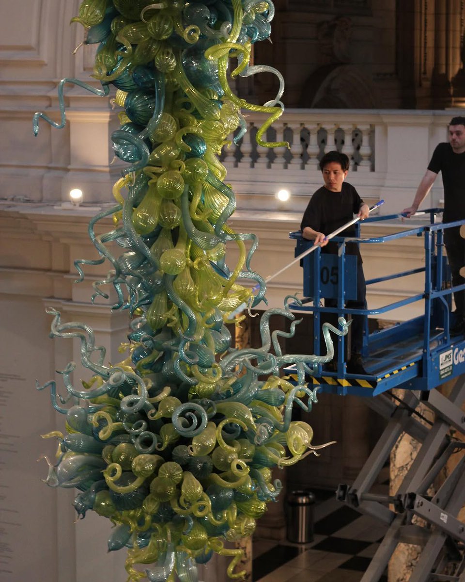 Victoria and Albert Museum tweet media