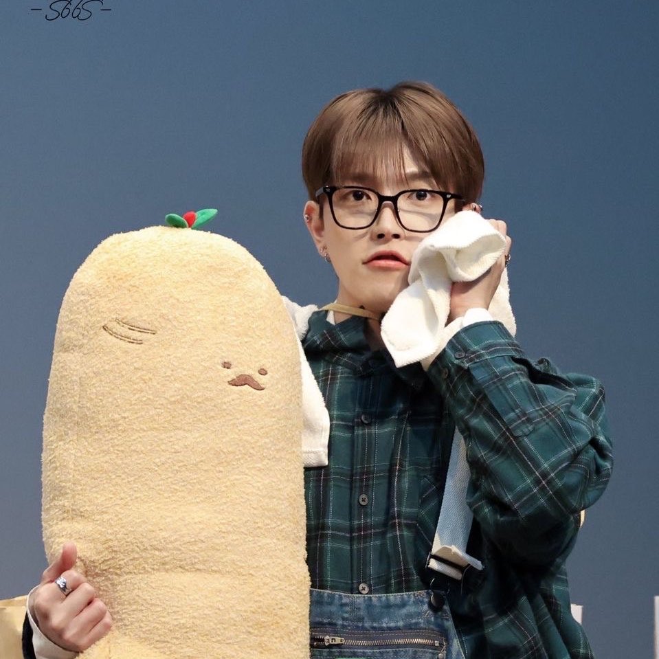 𝑙𝑢𝑛𝑎 .𖥔 ݁ tweet media