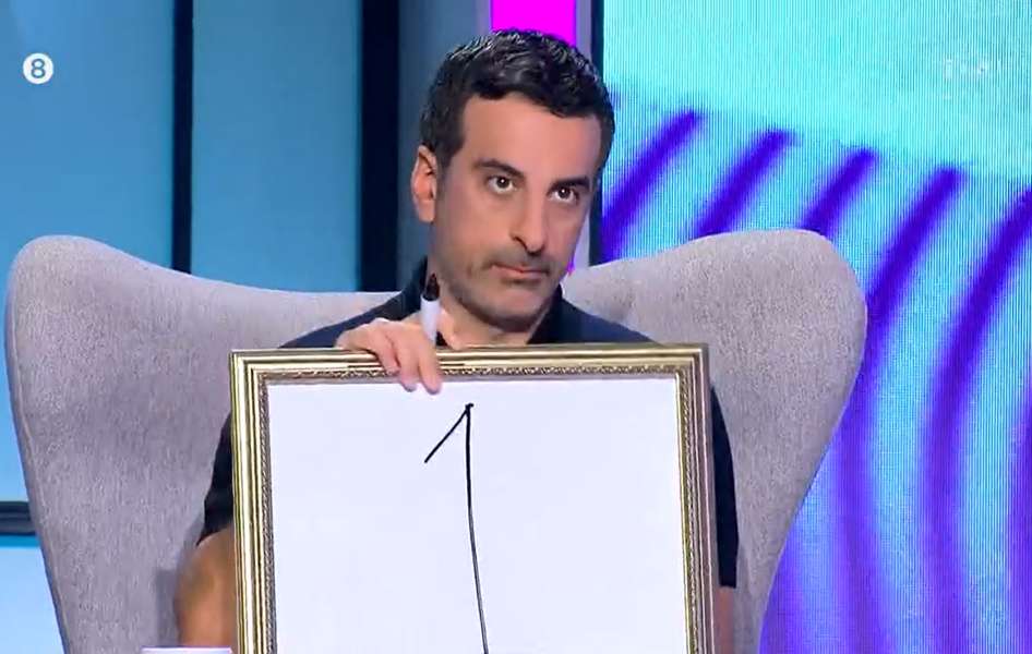 ellie_cafejeezz's tweet photo. Φινλανδία 
αυτό ήταν δηλαδή; ένα βιολι και ένας τυπάς με ξυρισμένο στερνό και V πουκάμισο; 
#eurovisiongr https://t.co/9FpOhQTQfy