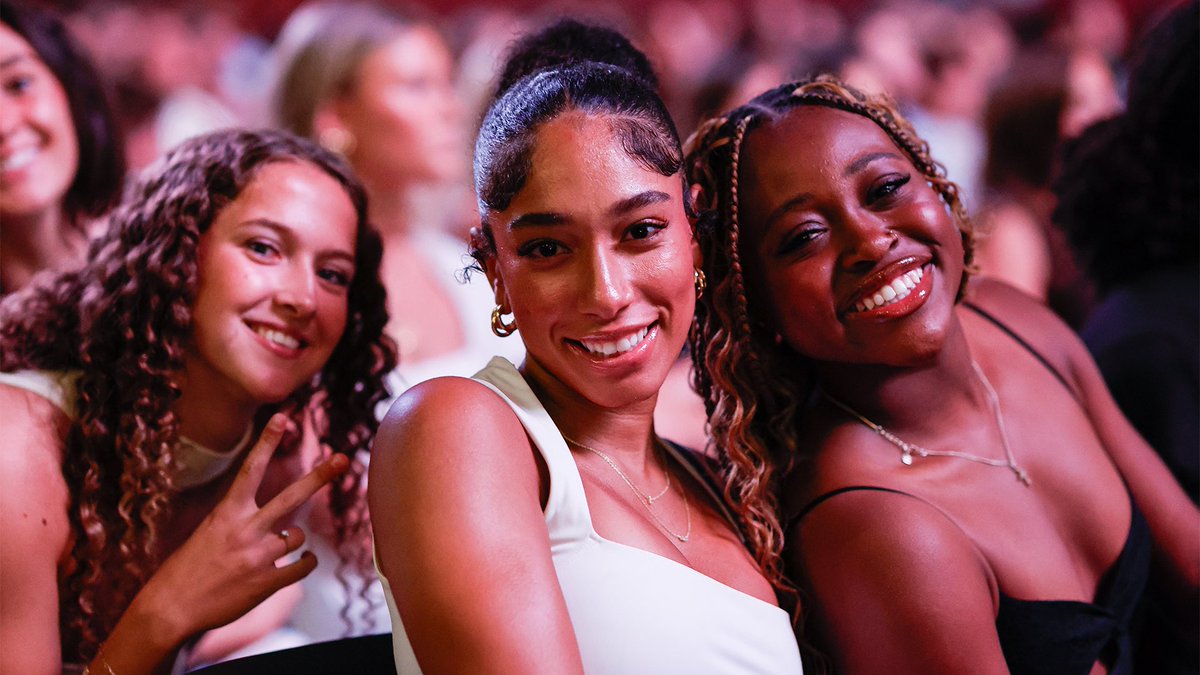 ElonWSoccer's tweet photo. Fun night out at the Phoenix Awards ✨
#PhoenixRising | #EUWSOC https://t.co/Vuc6ylaf5Q