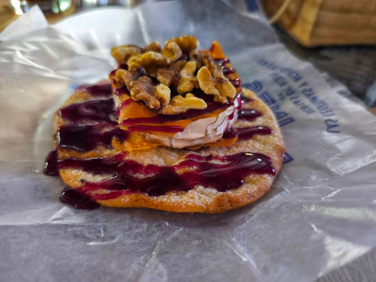 LateCadiz's tweet photo. 😎 Recomendación personal para comer en GRAZALEMA: 

🔝La Maroma Grazalema 😍

✏️ Reseñas Google: 4,7 ⭐ (2,6 mil opiniones)
📍Ubicación: C. de Sta. Clara, s/n
💵 Precio: 10-20€ por persona

🤔 ¿Lo has probado?
https://t.co/TISpQVlHOV https://t.co/yOu1ZpdGhZ