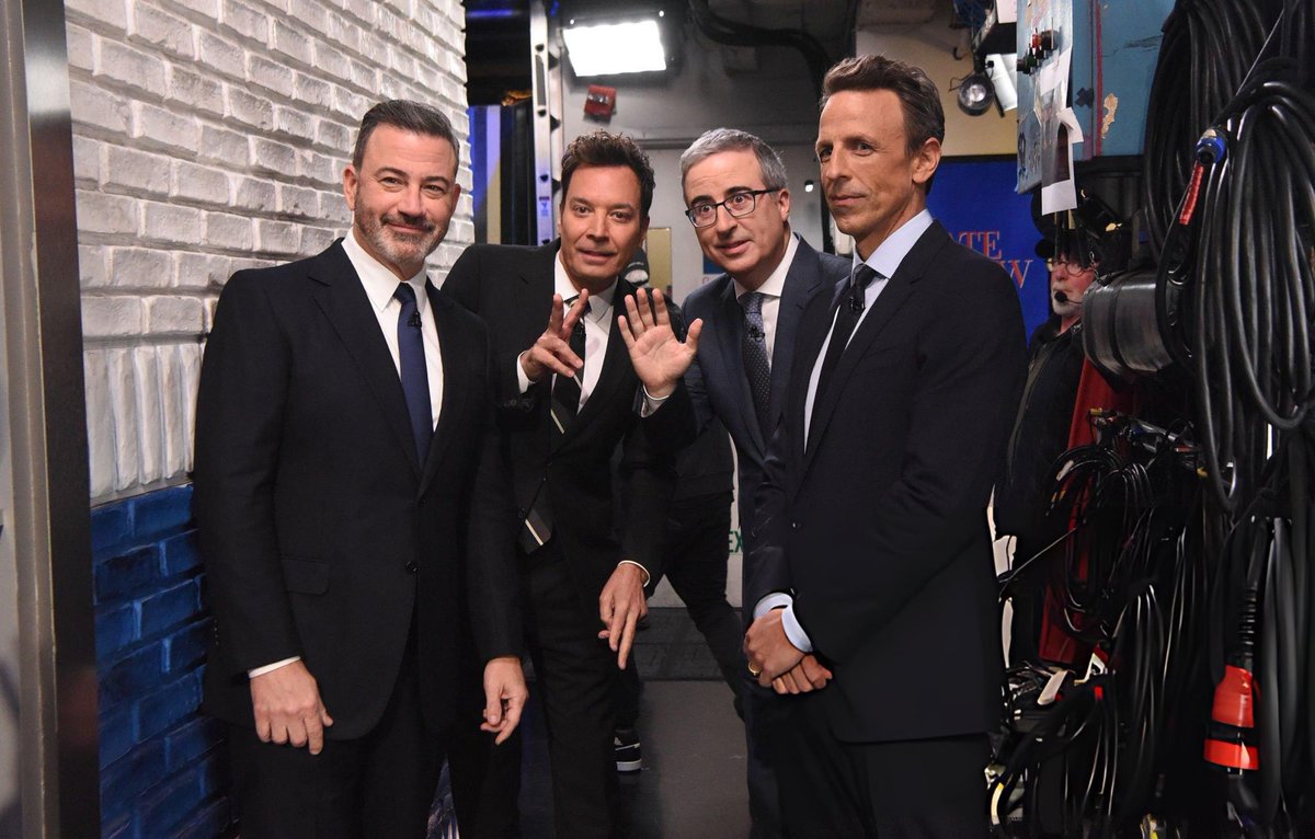 Best of Seth Meyers ᡣ𐭩 tweet media