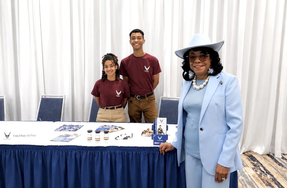 Rep. Frederica Wilson tweet media